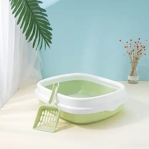 &nbsp;discover the Cat Litter Tray with Lid &amp; Scoop (China). Our Cat Litter Tray with Lid &amp; Scoop is a practical and affordable solution for cat owners in China. Made from durable plastic, this litter tray features a tight-fitting lid to minimize odors and messes, while the included scoop makes cleaning easy. Perfect for busy pet owners, this litter tray is designed for convenience and hygiene.